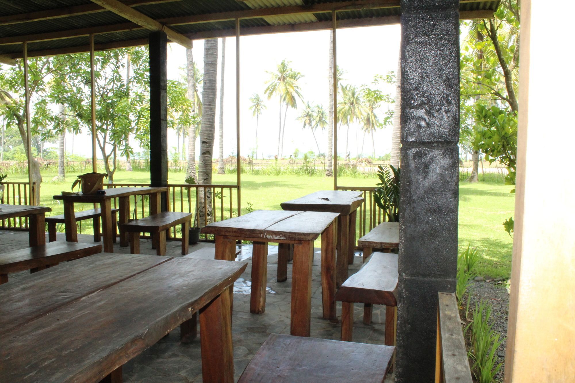 Gondang Beach Hotel Gili Trawangan Eksteriør billede